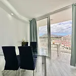 Torres De Yomely - M9g 아파트