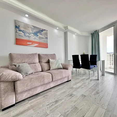 Torres De Yomely - M9g *