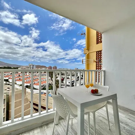 Torres De Yomely - M9g Playa de las Américas